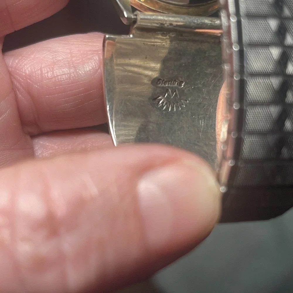 Handmade this wristwatch